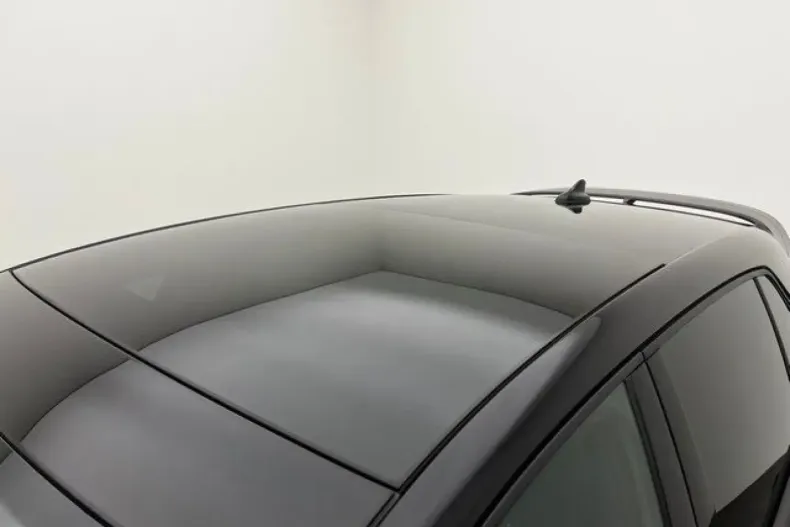 Volkswagen Golf din 2023 cu 3.000 km - oferta VOL126144 - foto 14