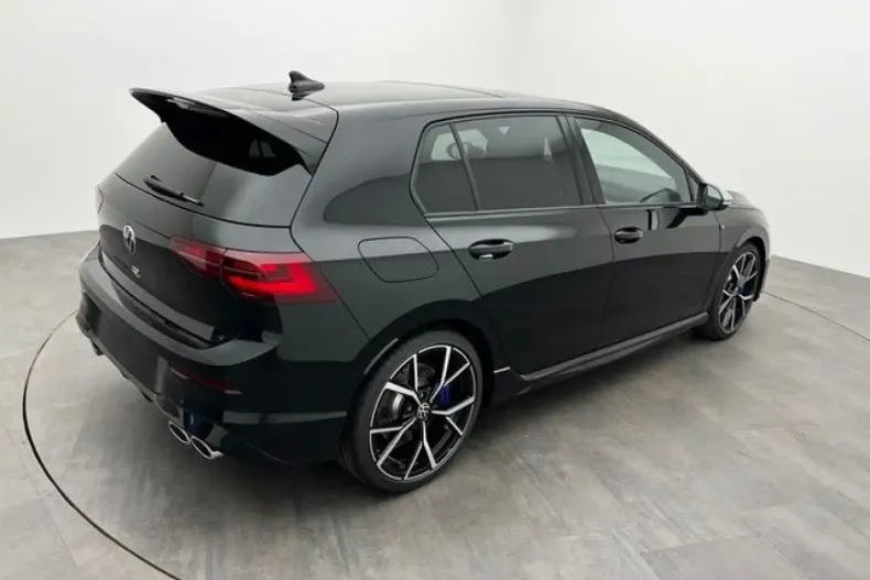 Volkswagen Golf din 2023 cu 3.000 km - oferta VOL126144 - foto 15