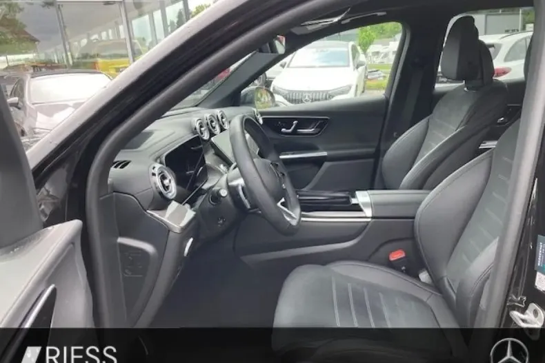 Mercedes-Benz GLC 220 din 2022 cu 45.400 km - oferta MER126146 - foto 5