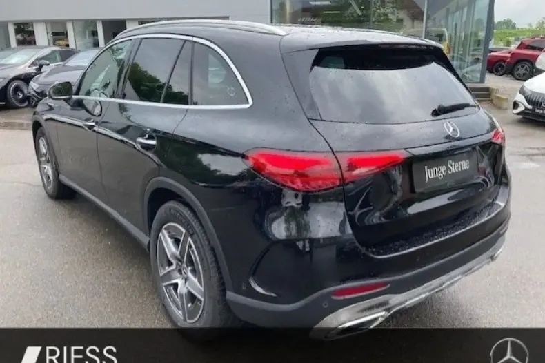 Mercedes-Benz GLC 220 din 2022 cu 45.400 km - oferta MER126146 - foto 9