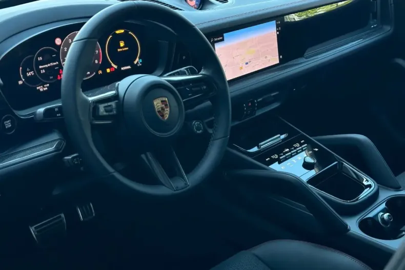 Porsche Cayenne din 2024 cu 6.400 km - oferta POR126149 - foto 7