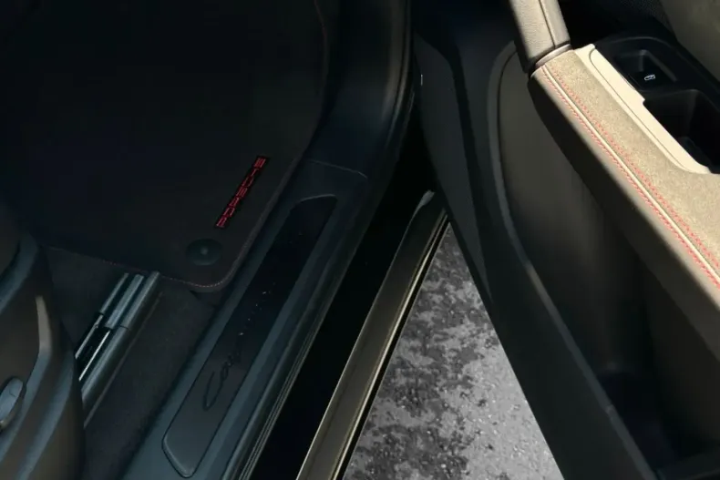 Porsche Cayenne din 2024 cu 6.400 km - oferta POR126149 - foto 15