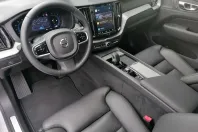 Volvo XC60 din 2023 cu 10.581 km - oferta VOL126151 - foto 4