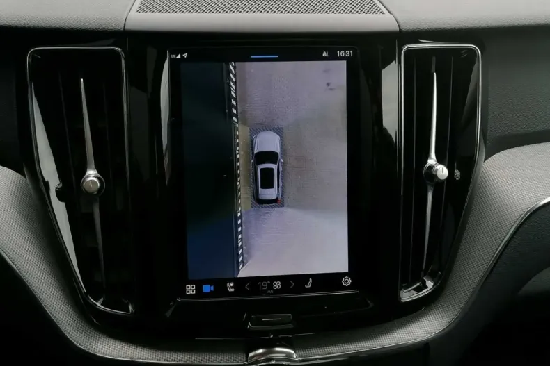 Volvo XC60 din 2023 cu 10.581 km - oferta VOL126151 - foto 6