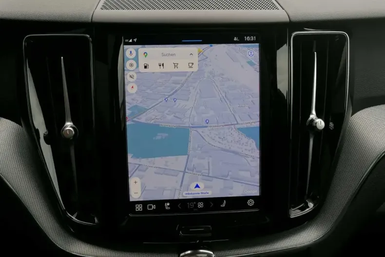 Volvo XC60 din 2023 cu 10.581 km - oferta VOL126151 - foto 11