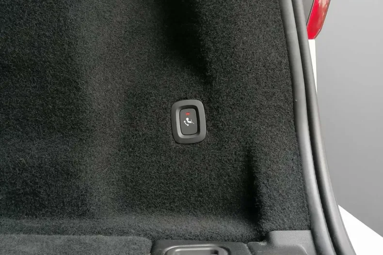 Volvo XC60 din 2023 cu 10.581 km - oferta VOL126151 - foto 12