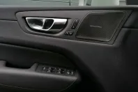 Volvo XC60 din 2023 cu 10.581 km - oferta VOL126151 - foto 14