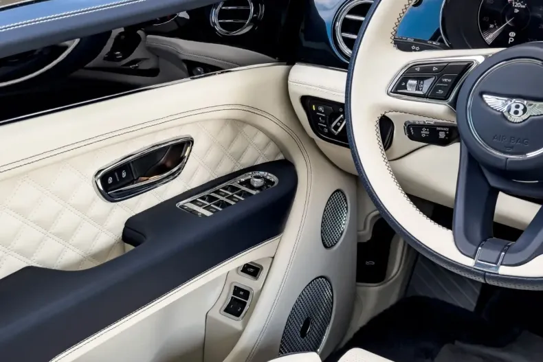 Bentley Bentayga din 2023 cu 8.910 km - oferta BEN126155 - foto 16