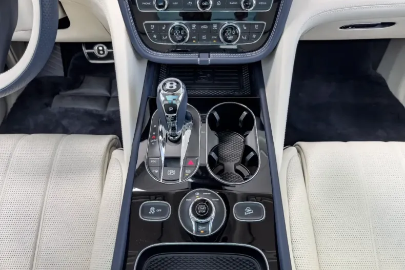 Bentley Bentayga din 2023 cu 8.910 km - oferta BEN126155 - foto 19