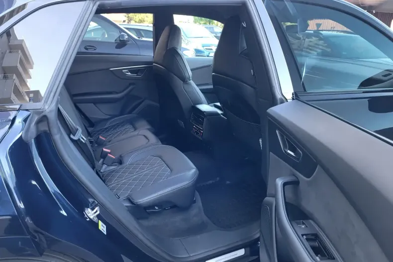 Audi SQ8 din 2023 cu 22.500 km - oferta AUD126156 - foto 20