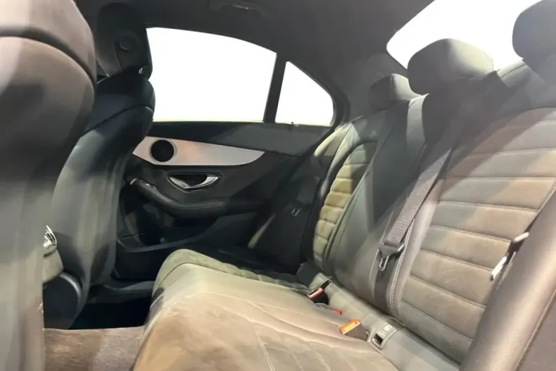 Mercedes-Benz C 200 din 2020 cu 35.077 km - oferta MER126176 - foto 9