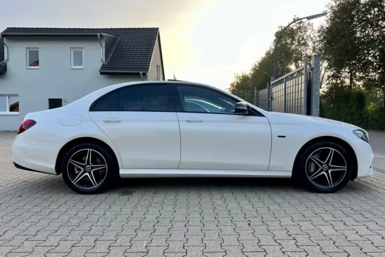 Mercedes-Benz E 300 din 2020 cu 76.000 km - oferta MER126177 - foto 5