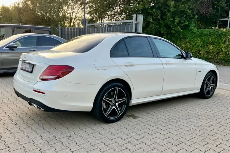 Mercedes-Benz E 300 din 2020 cu 76.000 km - oferta MER126177 - foto 8