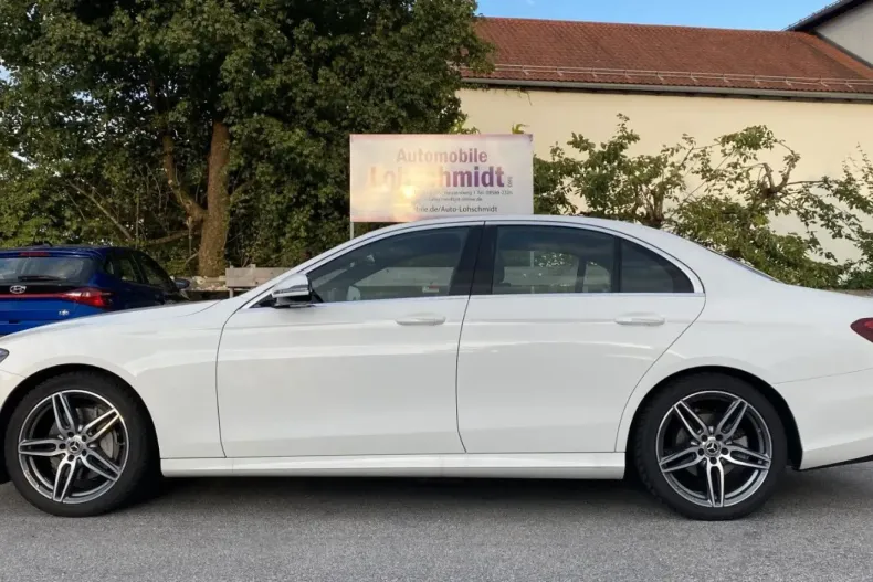 Mercedes-Benz E 200 din 2021 cu 58.500 km - oferta MER126180 - foto 3
