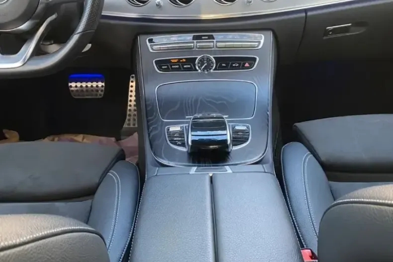 Mercedes-Benz E 200 din 2021 cu 58.500 km - oferta MER126180 - foto 12