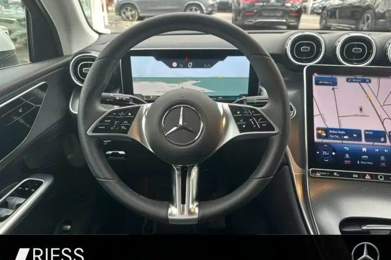 Mercedes-Benz GLC 200 din 2023 cu 9.840 km - oferta MER126182 - foto 8