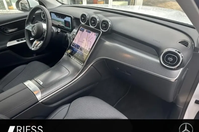 Mercedes-Benz GLC 200 din 2023 cu 9.840 km - oferta MER126182 - foto 12