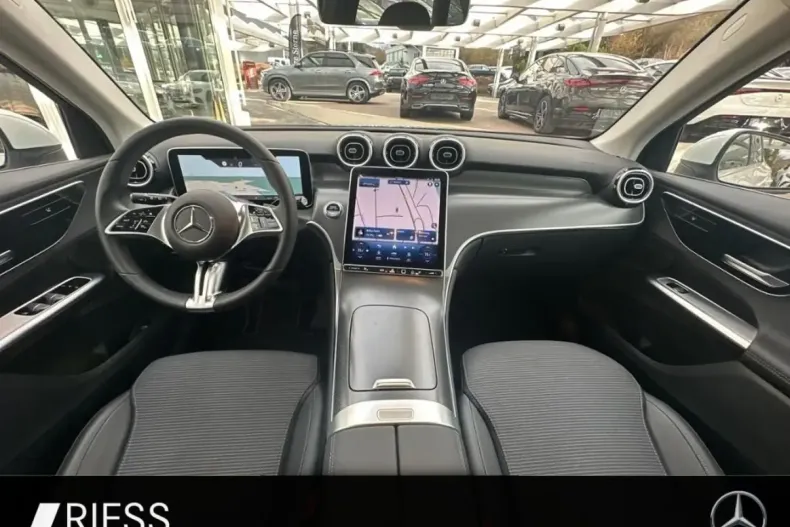 Mercedes-Benz GLC 200 din 2023 cu 9.840 km - oferta MER126182 - foto 13