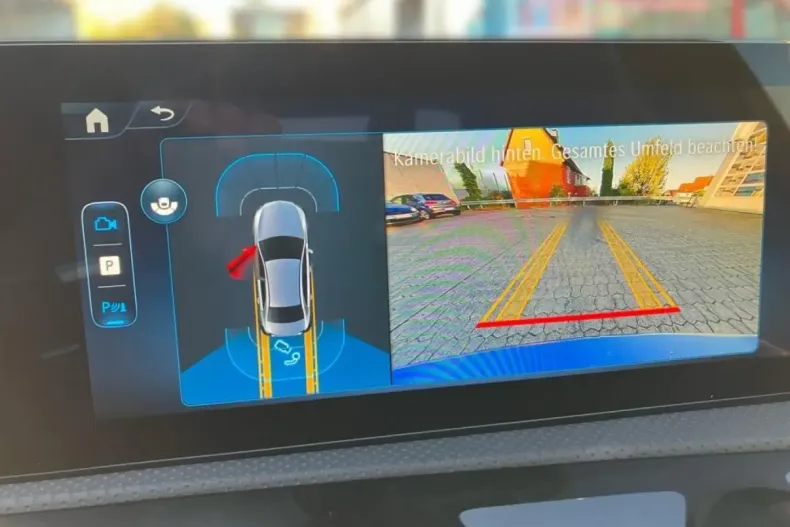 Mercedes-Benz A 220 din 2024 cu 8.000 km - oferta MER126184 - foto 10