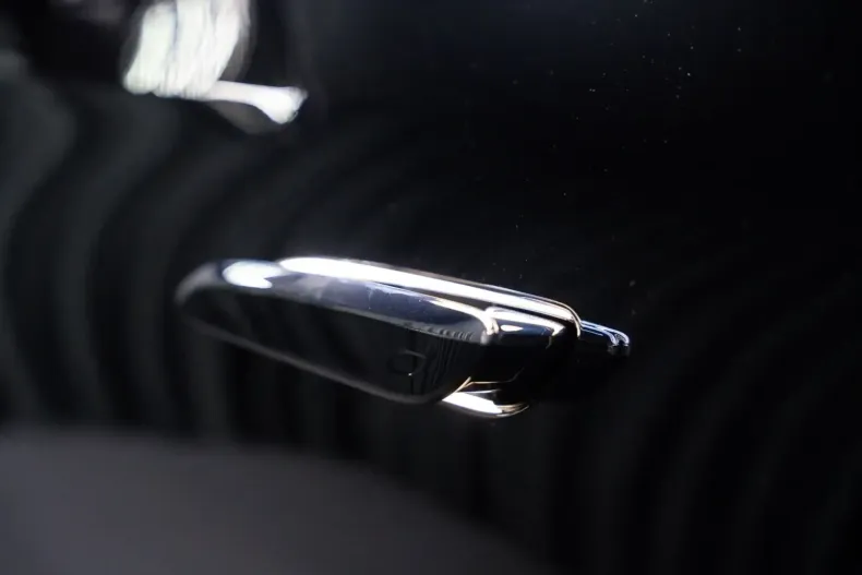 Mercedes-Benz E 200 din 2024 cu 50 km - oferta MER126189 - foto 29