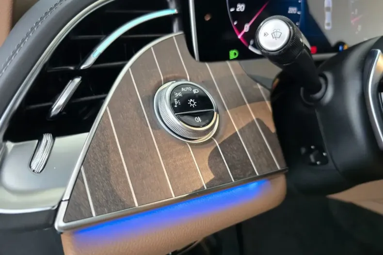 Mercedes-Benz E 200 din 2024 cu 50 km - oferta MER126192 - foto 24