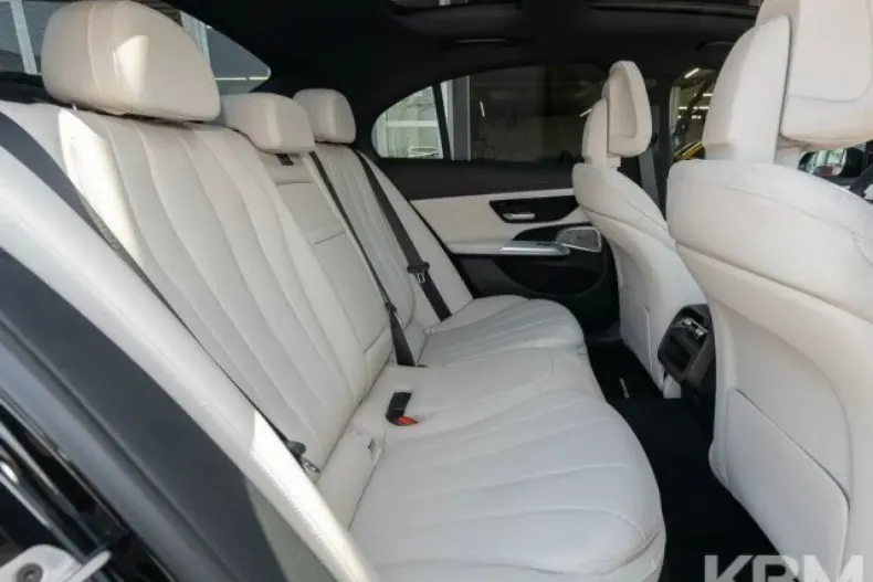 Mercedes-Benz E 300 din 2024 cu 15.100 km - oferta MER126193 - foto 7