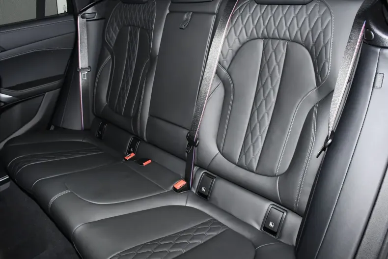 BMW X6 din 2024 cu 7.454 km - oferta BMW126196 - foto 10