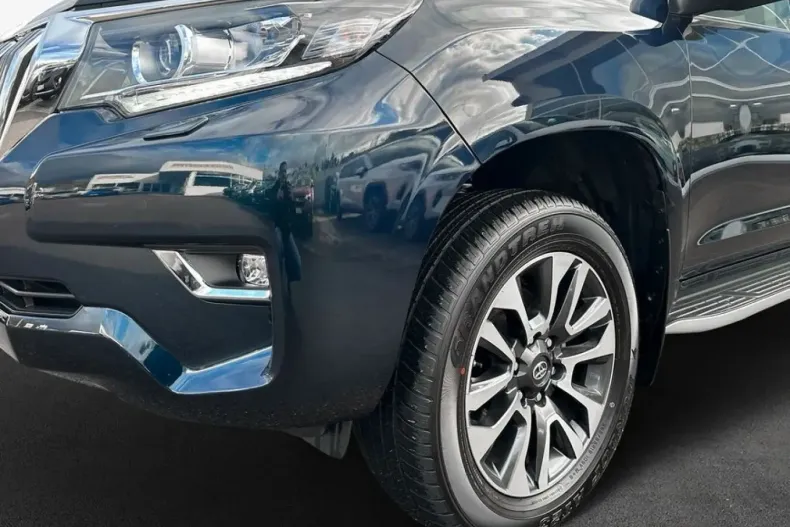 Toyota Land Cruiser din 2023 cu 21.838 km - oferta TOY126198 - foto 4