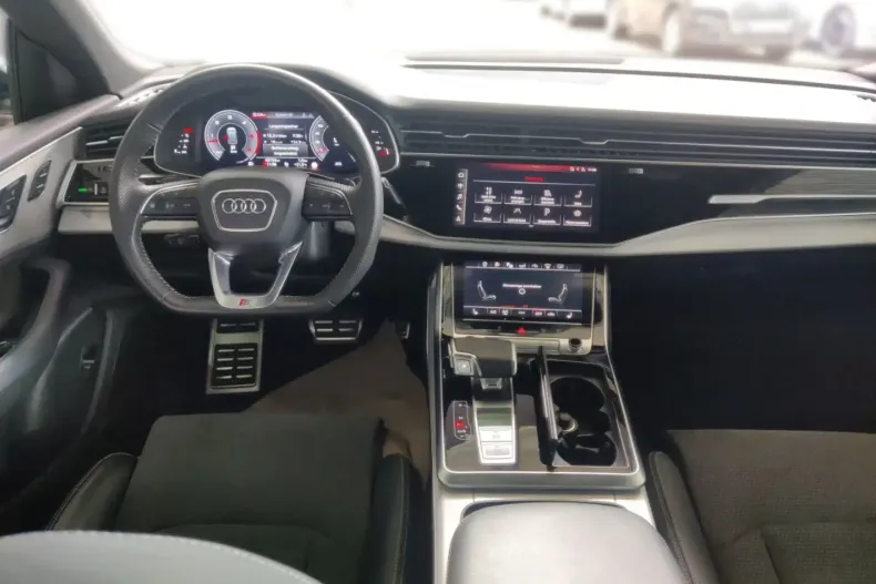 Audi Q8 din 2020 cu 42.600 km - oferta AUD126200 - foto 8