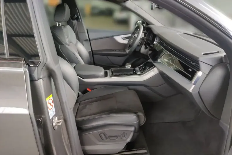 Audi Q8 din 2020 cu 42.600 km - oferta AUD126200 - foto 11