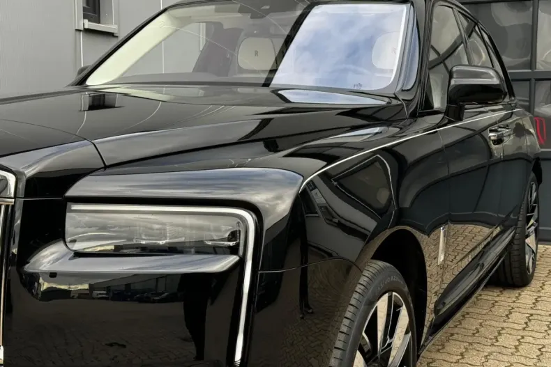 Rolls-Royce Cullinan din 2024 cu 50 km - oferta ROL126201 - foto 3