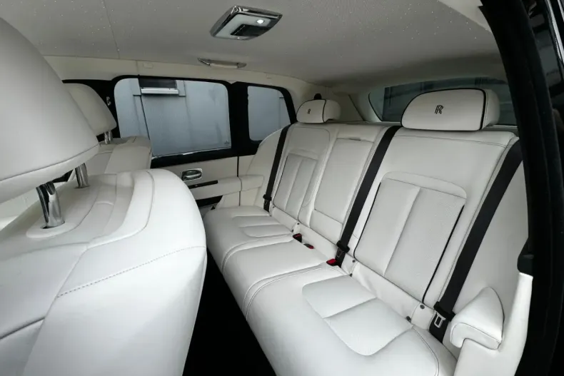 Rolls-Royce Cullinan din 2024 cu 50 km - oferta ROL126201 - foto 16