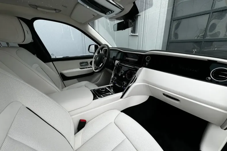 Rolls-Royce Cullinan din 2024 cu 50 km - oferta ROL126201 - foto 22