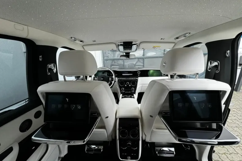 Rolls-Royce Cullinan din 2024 cu 50 km - oferta ROL126201 - foto 27