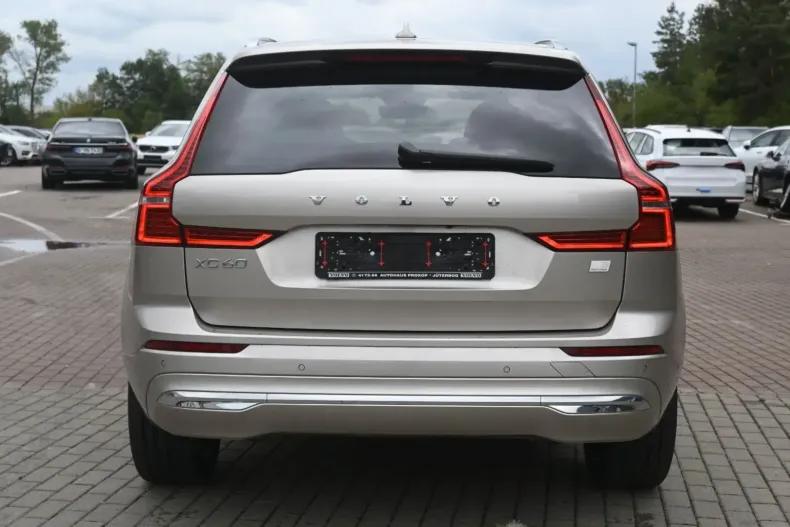 Volvo XC60 din 2023 cu 30.000 km - oferta VOL126203 - foto 5