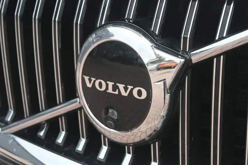 Volvo XC60 din 2023 cu 30.000 km - oferta VOL126203 - foto 11