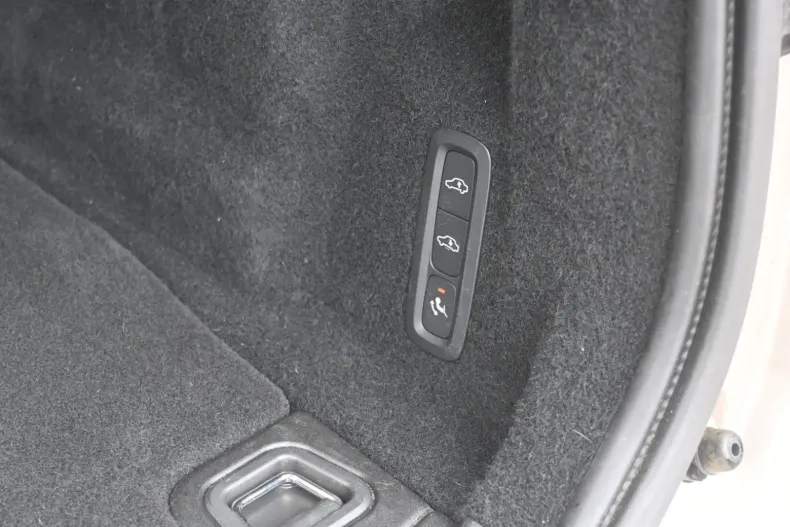 Volvo XC60 din 2023 cu 30.000 km - oferta VOL126203 - foto 13