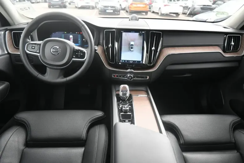 Volvo XC60 din 2023 cu 30.000 km - oferta VOL126203 - foto 28