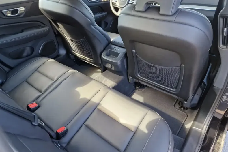 Volvo S60 din 2024 cu 6.995 km - oferta VOL126208 - foto 10