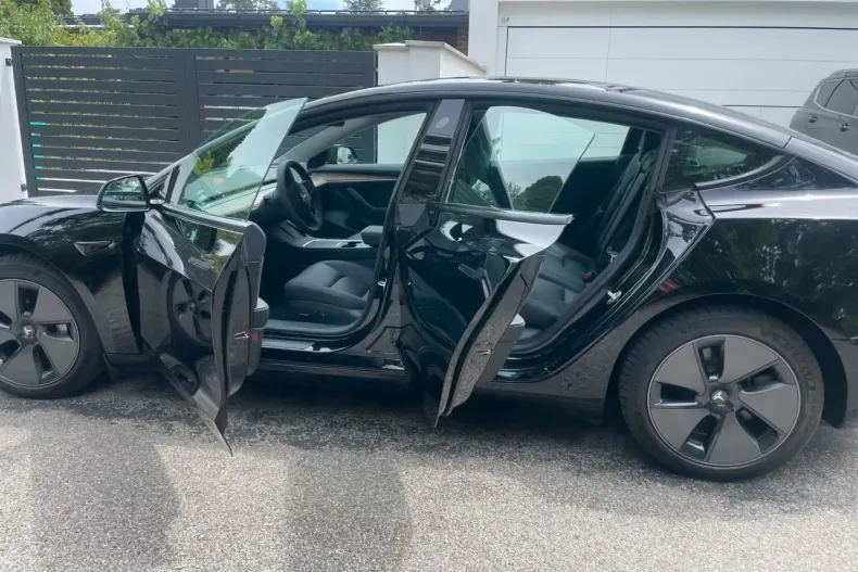 Tesla Model 3 din 2022 cu 36.000 km - oferta TES126209 - foto 14