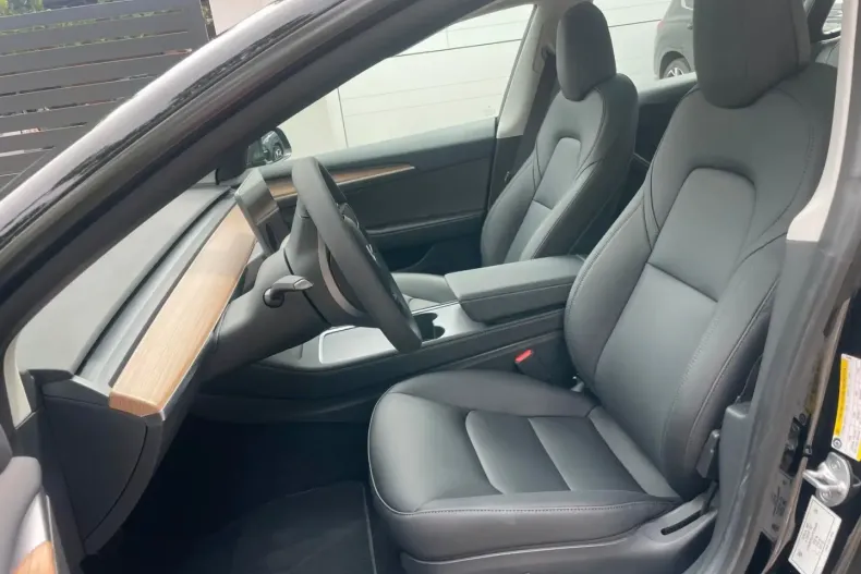 Tesla Model 3 din 2022 cu 36.000 km - oferta TES126209 - foto 16