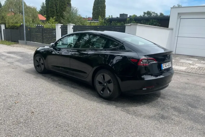 Tesla Model 3 din 2022 cu 36.000 km - oferta TES126209 - foto 19