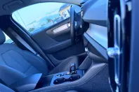 Volvo XC40 din 2022 cu 50.341 km - oferta VOL126212 - foto 15