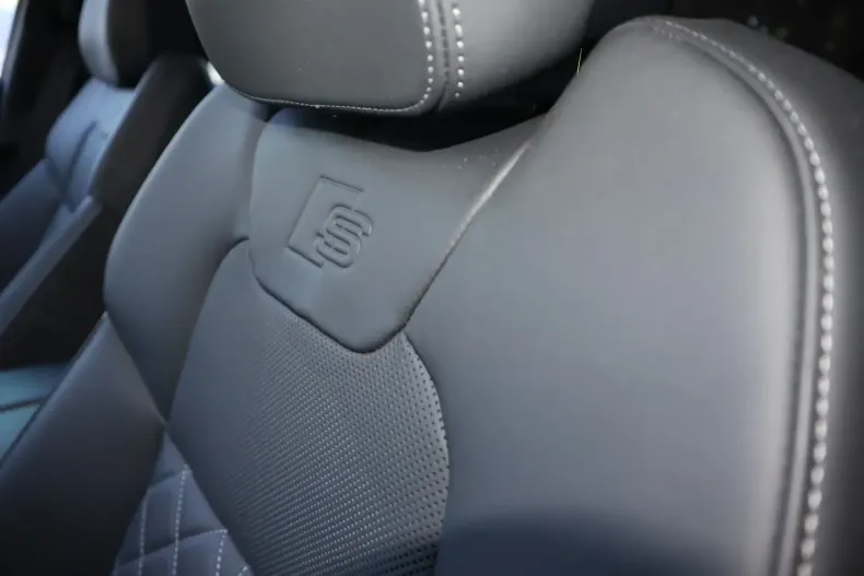 Audi A8 din 2023 cu 15.000 km - oferta AUD126214 - foto 17