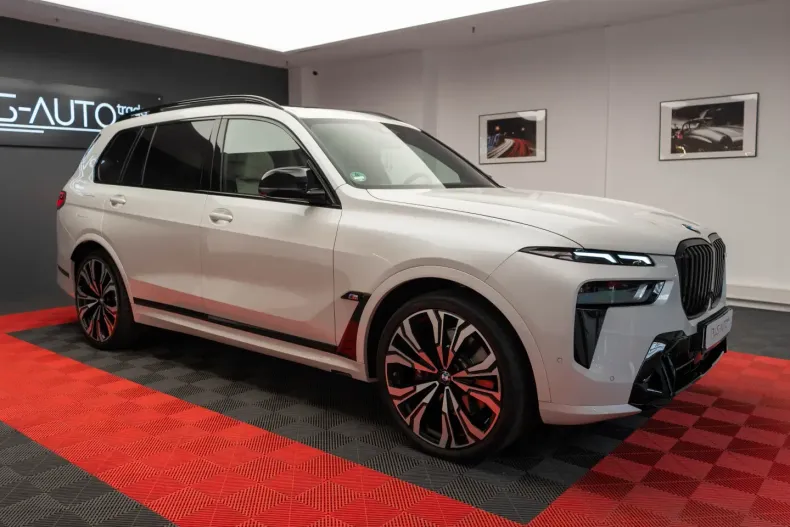 BMW X7 M60 din 2023 cu 33.302 km - oferta BMW126216 - foto 1