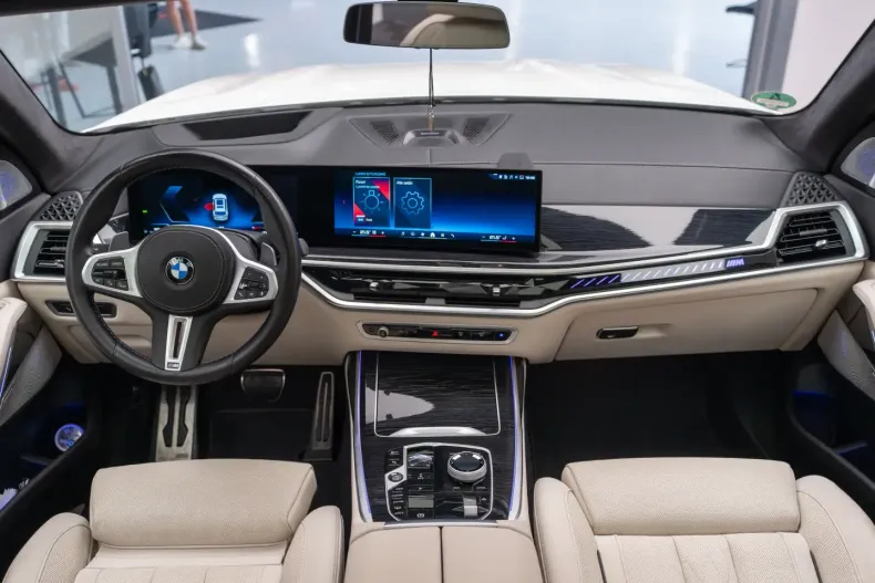 BMW X7 M60 din 2023 cu 33.302 km - oferta BMW126216 - foto 10