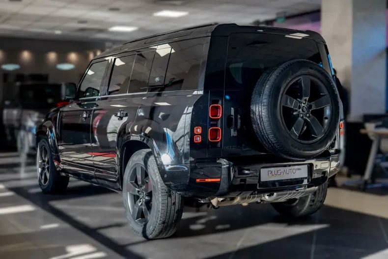 Land Rover Defender din 2021 cu 102.000 km - oferta LAN126220 - foto 6