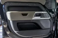 Land Rover Defender din 2021 cu 102.000 km - oferta LAN126220 - foto 23