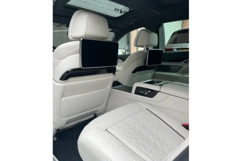 BMW 745 din 2020 cu 45.850 km - oferta BMW126227 - foto 11