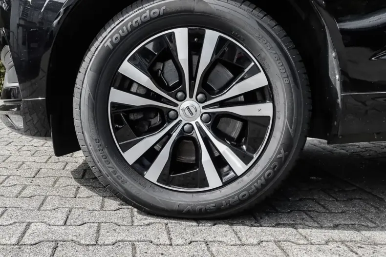 Volvo XC60 din 2020 cu 80.142 km - oferta VOL126231 - foto 3